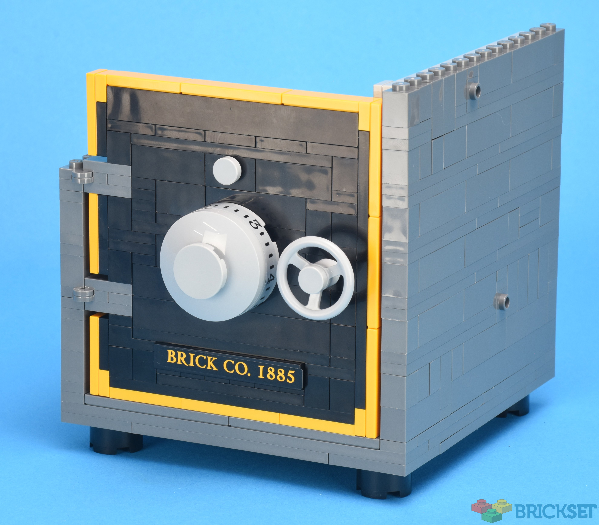 LEGO Bricklink 910016 Sheriff's Safe review | Brickset